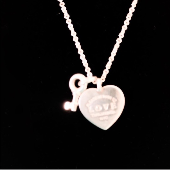 Love Heart Tag Key Pendant - Picture 5 of 8